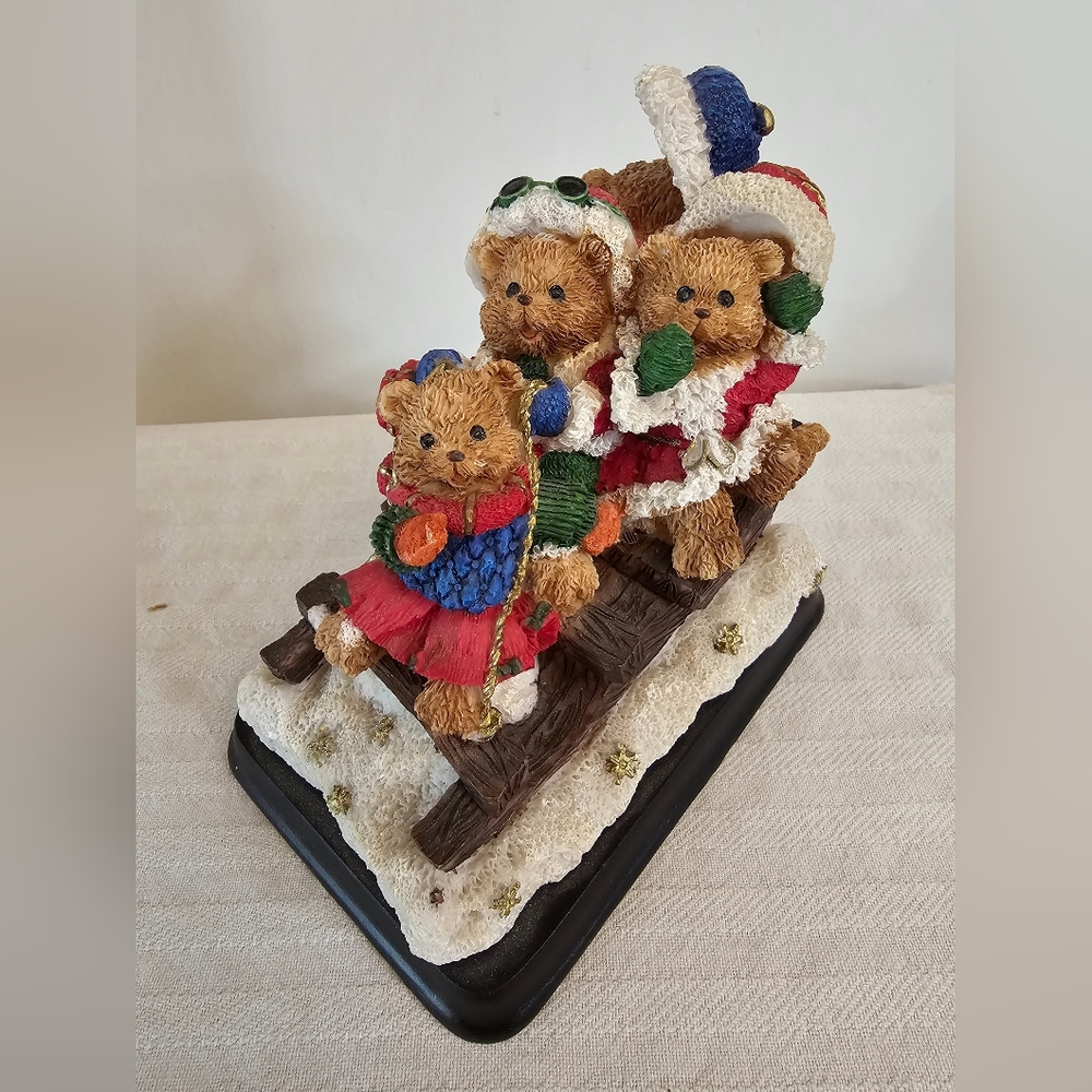 Hand Cranked Christmas Music Box Bear Sleigh Plays "Jingle Bells"